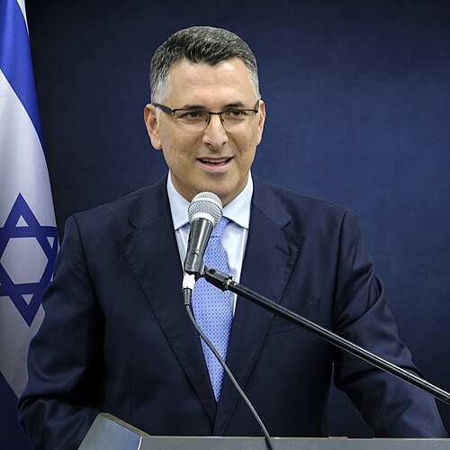 גדעון סער
